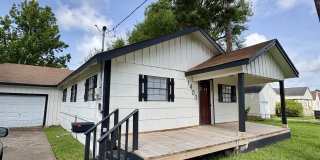 1403 Eugene Street Gallery 1