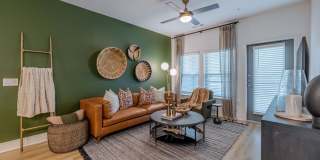 Solay Carnes Crossroads Apartments Gallery 23