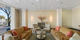 Carillon House Gallery 14