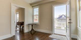 16 Abbott Avenue Gallery 29