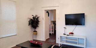 806 MUNDY Drive unit: 1 Gallery 1