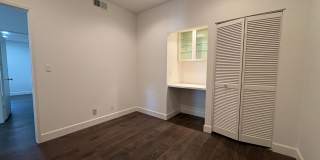 Updated 3 BR Condo at The Enclave in Redwood Oaks Updated 3 BR Condo at The Enclave in Redwood Oaks Gallery 9