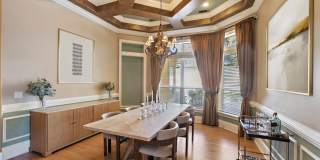 Stunning Lagoon Residence! Gallery 21