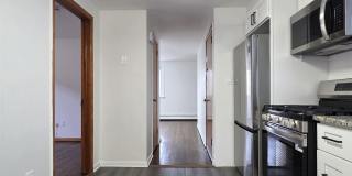 195 SOUTH ST Gallery 6