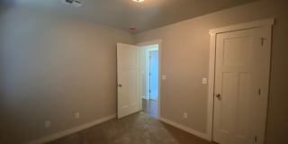 3 Bed 2 Bath 2 Car Garage Duplex In Moore ***Moore Schools Gallery 17