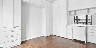 140 W 69th St Gallery 3