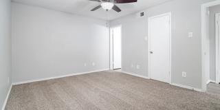 The Broadwater at Salado Creek Gallery 17