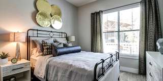 1824 Defoor Apartments Gallery 16