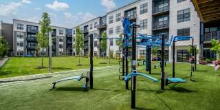 The Pointe at Polaris Gallery 41