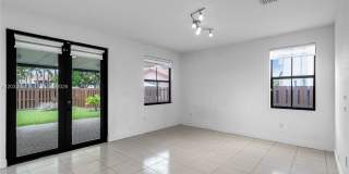 9925 Northwest 10th Street Gallery 16
