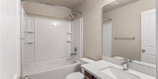 Newer Modern Townhome, Attached 2 car garage, Bedroom and bath on ground level Gallery 17