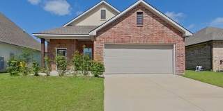 215 Peppercorn Way Gallery 1