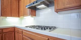 Charming Three Bedroom Napa Home Close to Queen of the Valley Medical Center Gallery 12