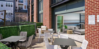 Sullivan Place Gallery 38