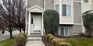 Spacious 2 bed/2.5 bath with bonus room townhome off Road 68 Gallery 1