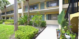 1617 Meadows Circle W Gallery 2