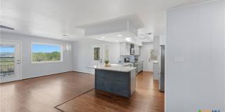 1268 W Lakeside Drive Gallery 1