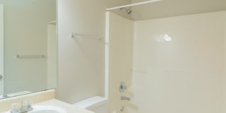 Maple Ridge Apartments Gallery 18