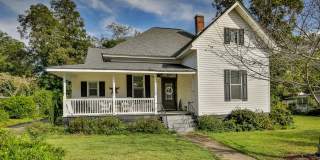 233 Alcovy Street Gallery 1