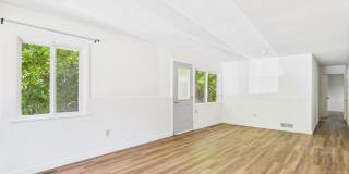 Cute As A Button 3 Bedroom Gallery 1