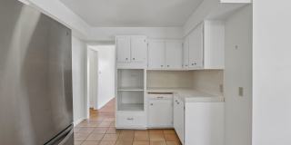 3Bd/2ba Home w/parking in Santa Monica Gallery 29