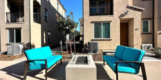 2317 W Broadway Gallery 13