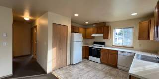 3 Bedroom, 2 Bath in York Neighborhood! Gallery 5