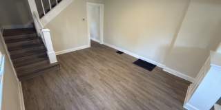 4040 N College Avenue Gallery 7