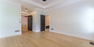 214 Chandler Walk Gallery 34