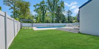 142 Locust Avenue Gallery 27