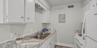 La Bella Apartments Gallery 28