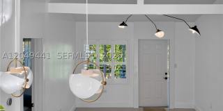 525 NE 63rd St Gallery 1