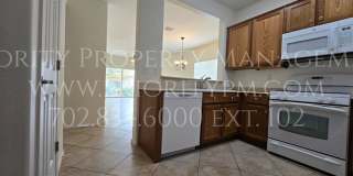 ~~Sun City Aliante 2 Bedroom + Den ~ 1200+ sq ft Gallery 4