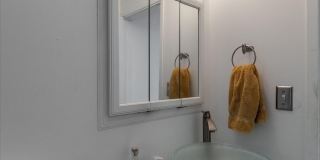 1108 LOCUST Street Gallery 11