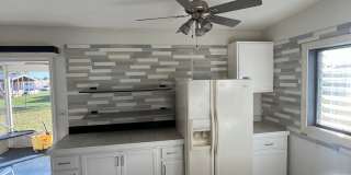 ** Annual ** 2 Bed / 1 Bath Single Family Home ** Conveniently Located ** $1,350 Gallery 4