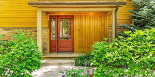 111 S Sixth Street Gallery 53