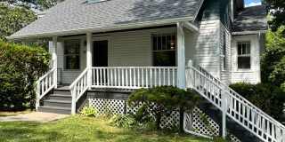 Spacious 4-Bedroom Home with 2 Kitchens | West Ann Arbor Gallery 1