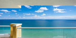 17875 Collins Ave Gallery 6