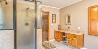 6770 East Bay Boulevard Gallery 19