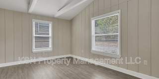 2010 Vermont Avenue Gallery 17
