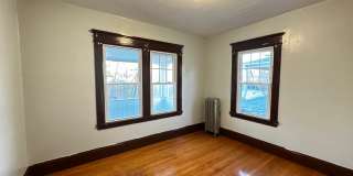 371-373 Oakland Street Gallery 19