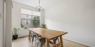 10 EXETER Street Gallery 28