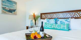 Large Tropical Modern Home w/Pool, Ocean / Koko Head Views, & A/C.  Mahina Kai Gallery 19