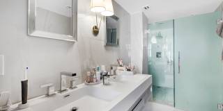 5838 Collins Avenue Gallery 10