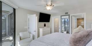 515 Bay Colony Drive N Gallery 25
