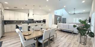 AVAILABLE NOW!! GORGEOUS 4 Bedroom 2 Bathroom Home in La Quinta. Gallery 1