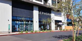 12212 N PARADISE VILLAGE Parkway S Gallery 52