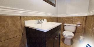 Spacious 4-bedroom 1.5 bath home AVAILABLE NOW! Gallery 9