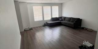 Beautiful Townhome in great location! Gallery 8