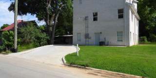 615 E Word Street Gallery 22